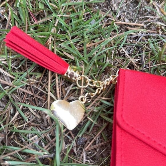 Red Tassel Heart Wallet - Picture 3 of 5